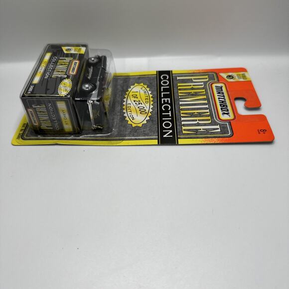 MATCHBOX SUPERFAST PREMIERE WORLD CLASS SERIES 6 BLACK/WHIT 57 CHEVY 1 OF 25,000 - Picture 4 of 7